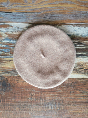 Beret Hat in Coconut